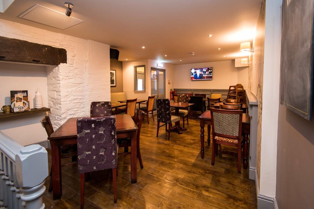 The Wellington Hotel Brecon Kültér fotó