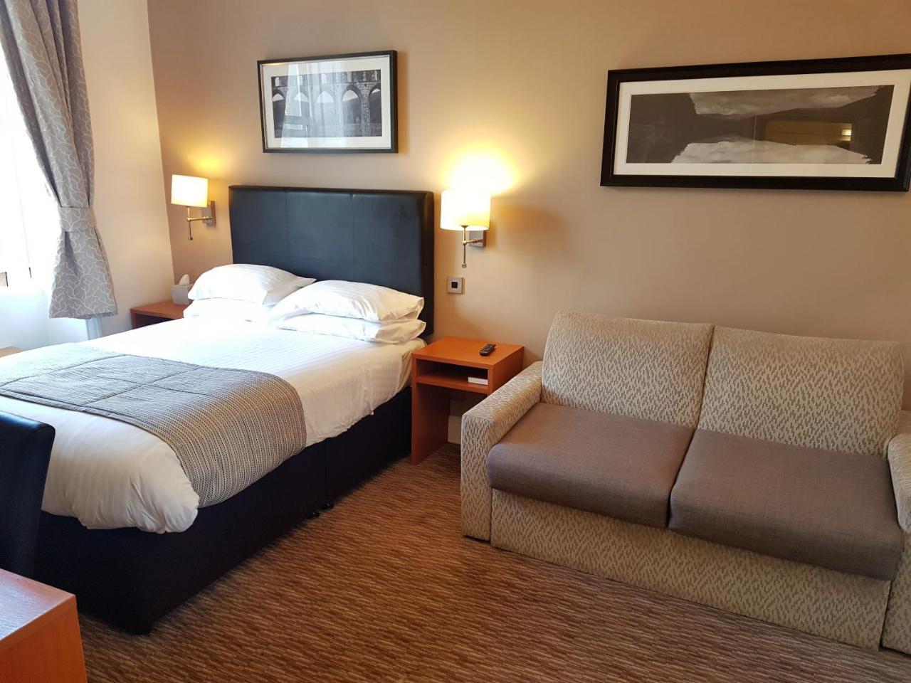 The Wellington Hotel Brecon Kültér fotó