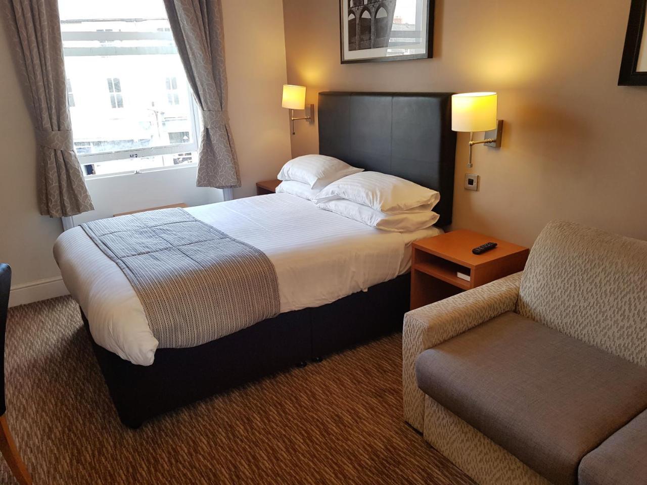 The Wellington Hotel Brecon Kültér fotó